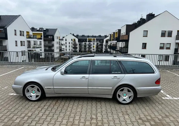 śląskie Mercedes-Benz Klasa E cena 24999 przebieg: 170500, rok produkcji 2000 z Poznań